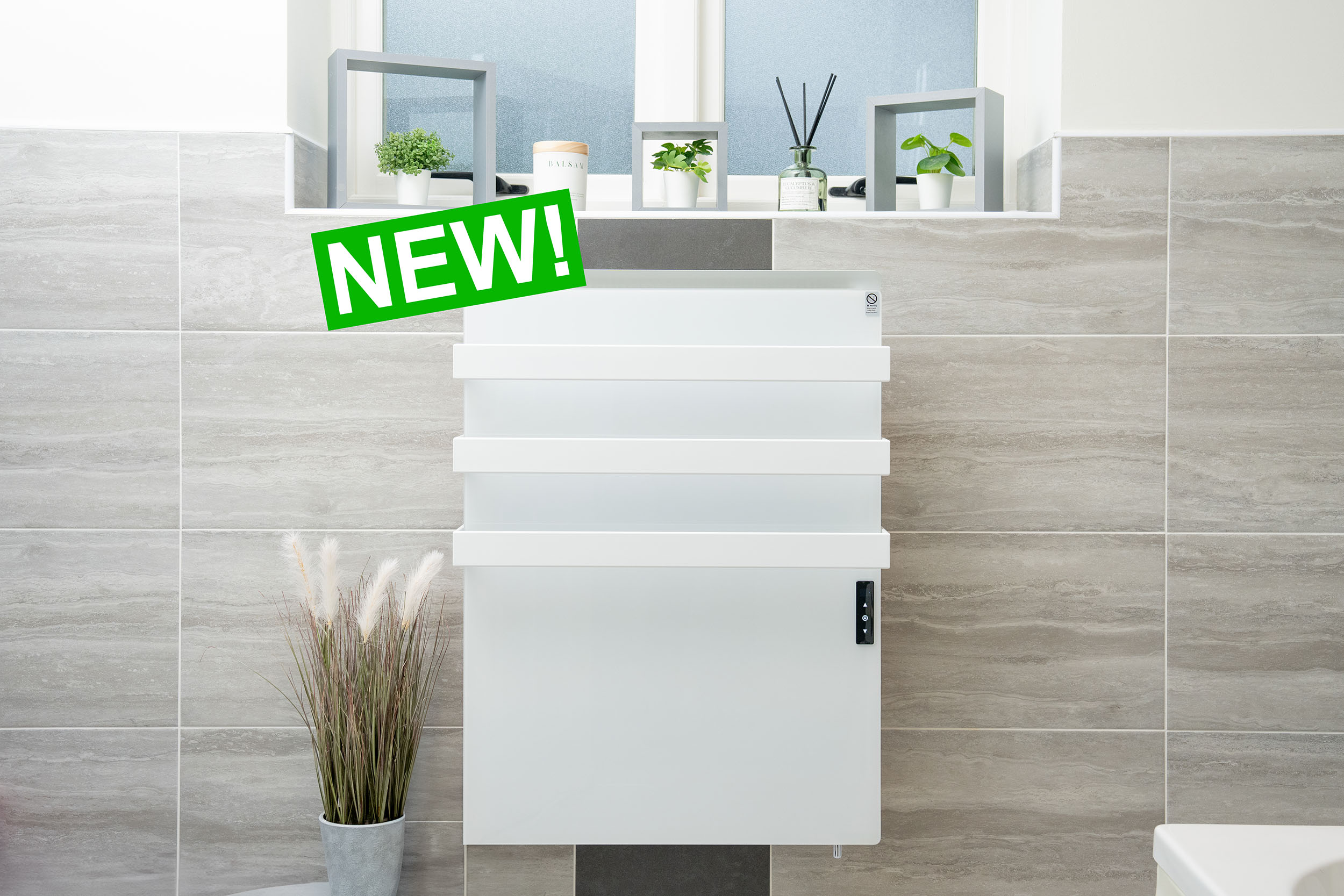700 Watt Heated Glass Towel Rail With In-Built Controller - White